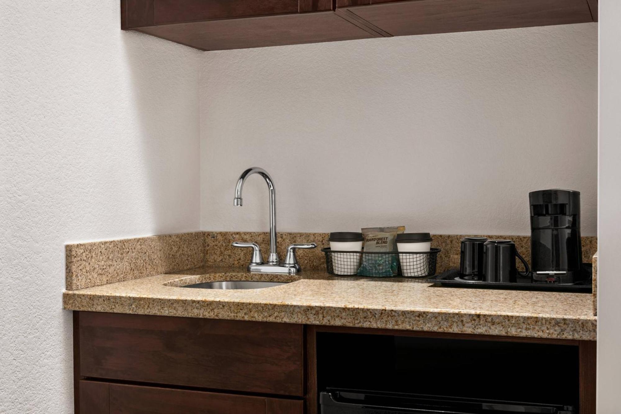 Springhill Suites Dulles Airport Стерлинг Экстерьер фото